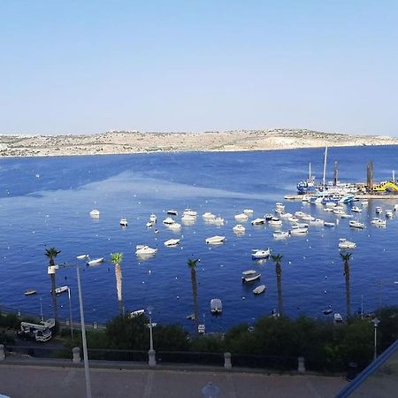 New Seafront Apartment - Spectacular Views St. Paul's Bay Exteriör bild